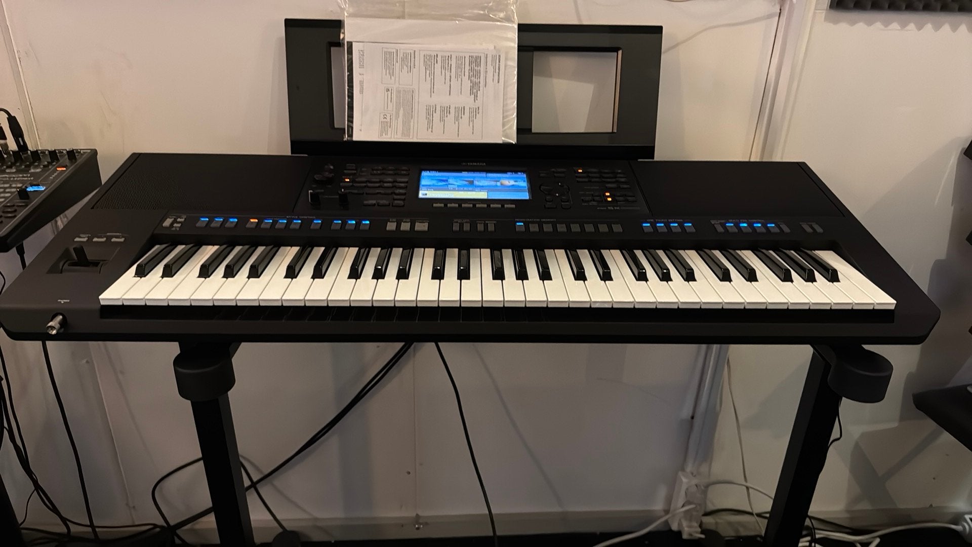 Yamaha Genos SX920 Workstation Keyboard met Standaard, Muziek en Instrumenten, Keyboards, Ophalen, 61 toetsen, Yamaha, Zo goed als nieuw