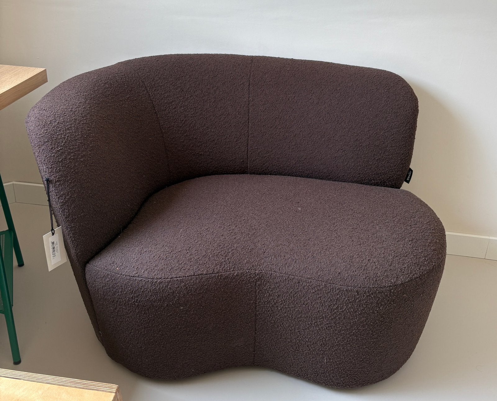 WOOOD Stone bankje - Bruin bouclé - Links, Huis en Inrichting, Fauteuils, Ophalen, 75 tot 100 cm, Zo goed als nieuw, 100 tot 125 cm