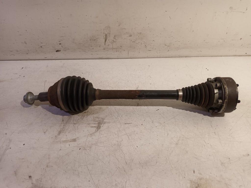 Aandrijfas links voor Skoda Yeti, Onderdelen@venauto.nl, Van der Ven Autorecycling B.V., Gebruikt, Ettenseweg 76, 4706 PB Roosendaal, The Netherlands