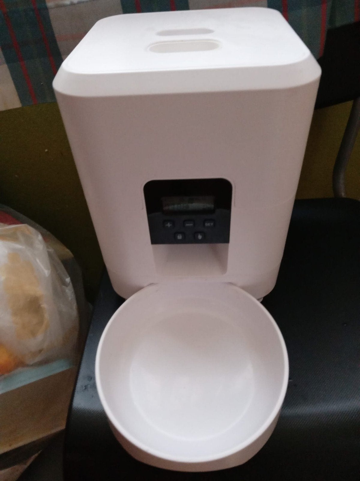 Vandaag ophalen automatische voerbak voor katten, Ophalen, Automatisch, Gebruikt