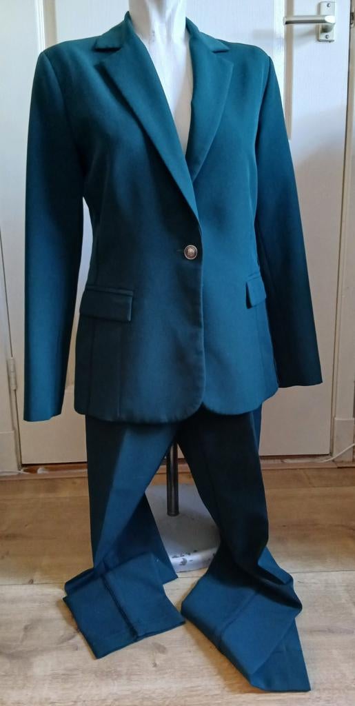 Pak blazer met broek pantalon groen S/M, Kleding | Heren, Kostuums en Colberts, Ophalen of Verzenden, Zo goed als nieuw, Groen