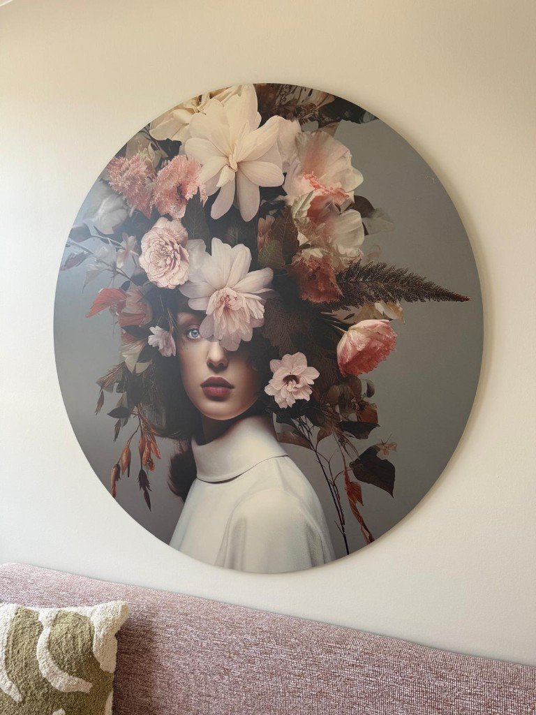 Muurcirkel Floral Woman Ø120 cm | House of Posters, Ophalen, Zo goed als nieuw, 100 tot 125 cm, Overige typen