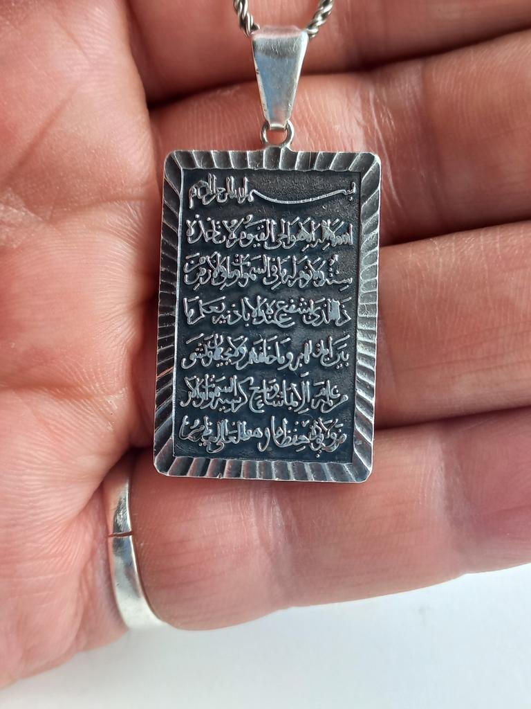 Islamitische hanger met koran vers. Zilver, Ophalen of Verzenden, Zilver
