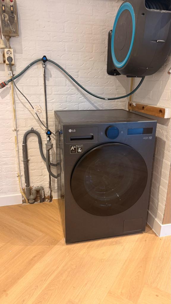 LG Wasmachine 11kg A-40% Aqua Lock, Witgoed en Apparatuur, 1200 tot 1600 toeren, 10 kg of meer, Nieuw, Ophalen of Verzenden