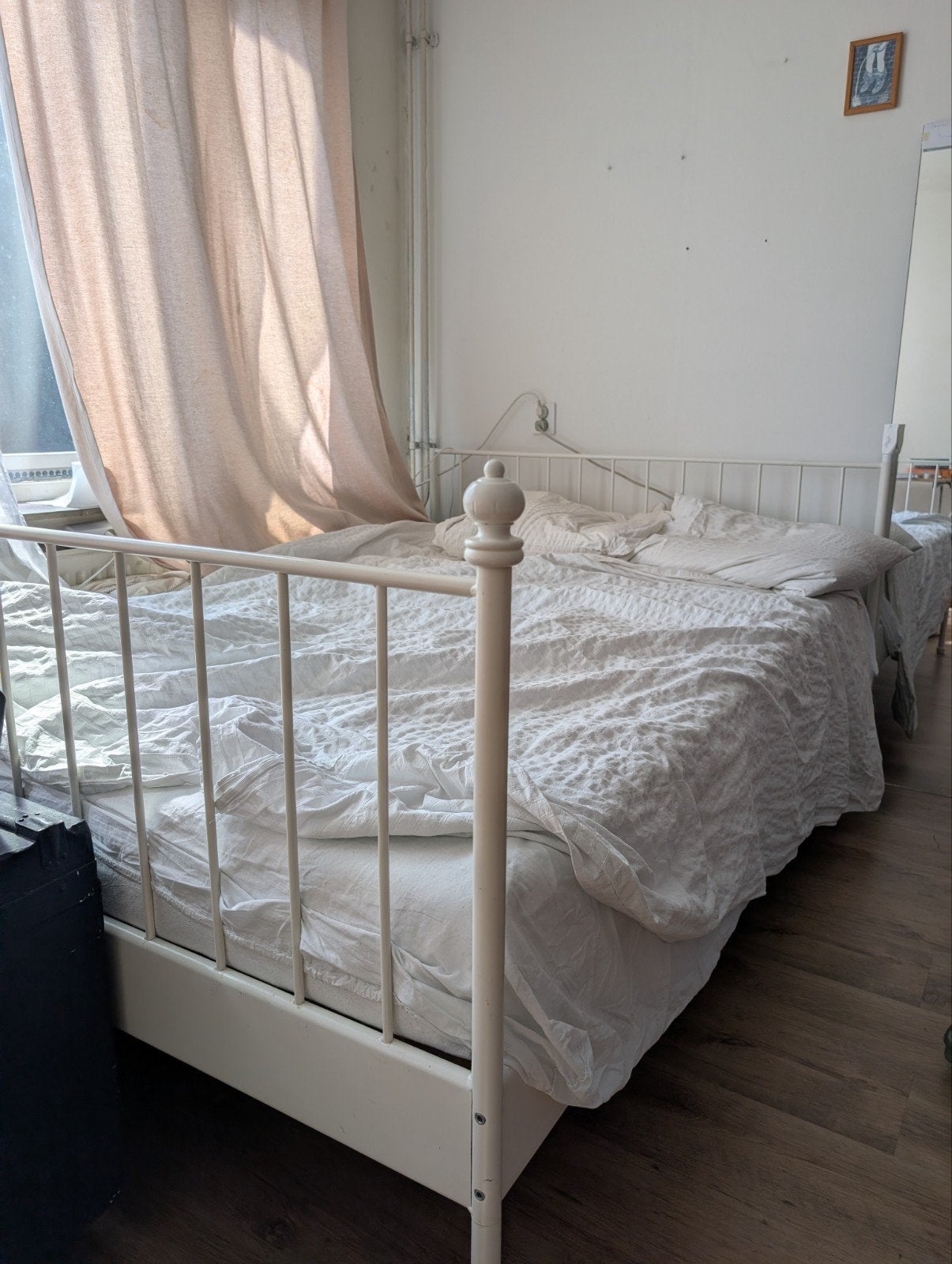 Gratis bed (wit, ikea Leirvik, 140x200) 9 augustus, Ophalen, Gebruikt, Wit, Tweepersoons