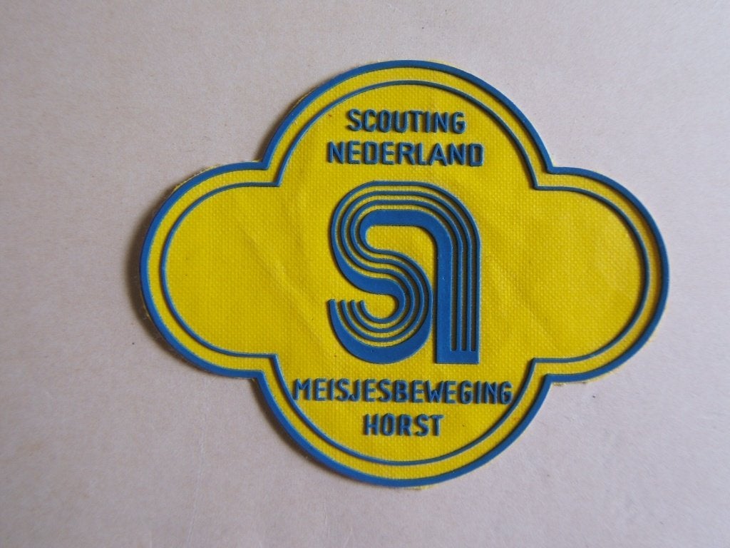 scouting Nederland meisjesbeweging Horst, Verzamelen, Scouting, Ophalen of Verzenden, Embleem, Speld of Insigne