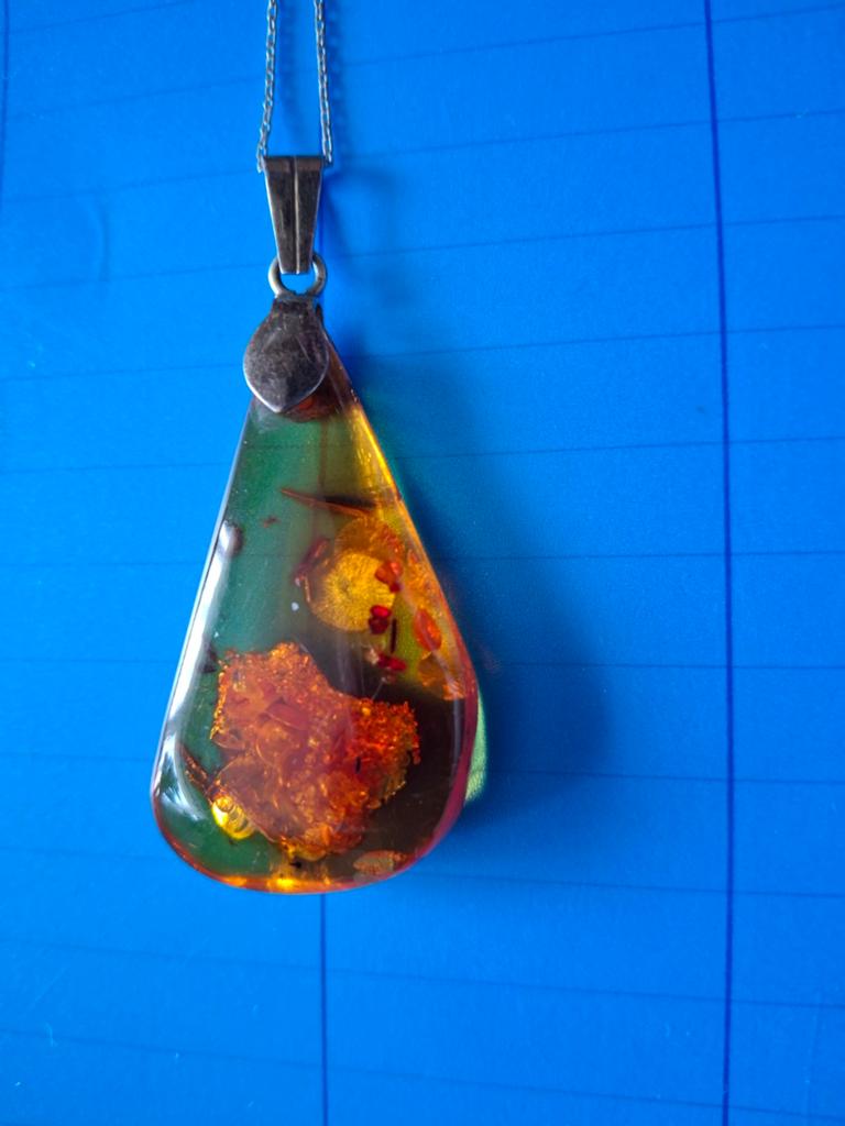 Unieke Amber Hanger met Inclusies, Overige materialen, Gebruikt, Overige voorstellingen, Oranje