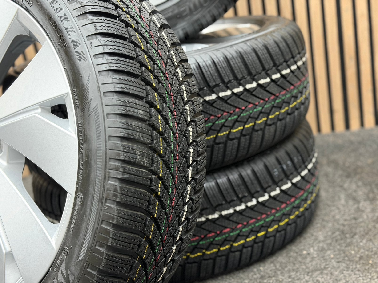 NIEUW! Originele 17 inch VW Golf 8 Belmont 5x112 Bridgestone, Ophalen, ., Banden en Velgen, Nieuw