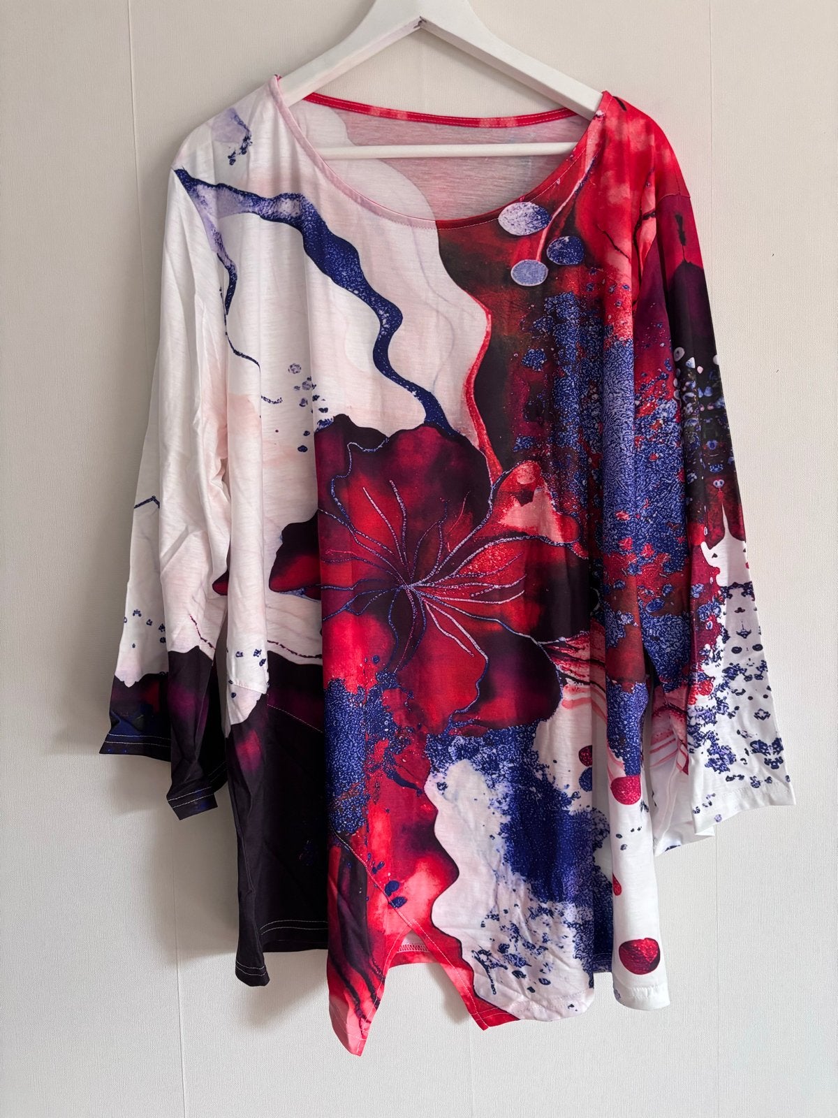 Prachtige nieuwe tuniek met lange mouwen - Maat 52, Kleding | Dames, Grote Maten, Ophalen of Verzenden, Nieuw, Meerkleurig, Blouse of Tuniek