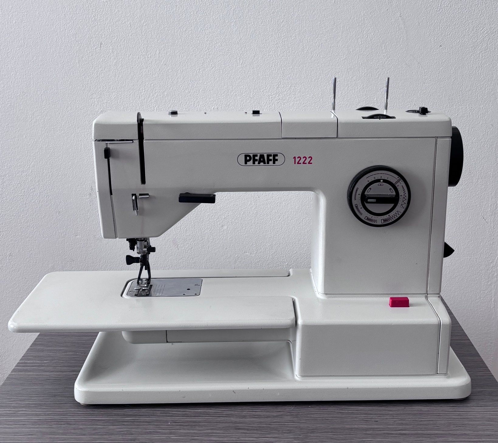 Pfaff 1222 met boventransport gereviseerde machine, Ophalen, Gebruikt, Naaimachine, Pfaff