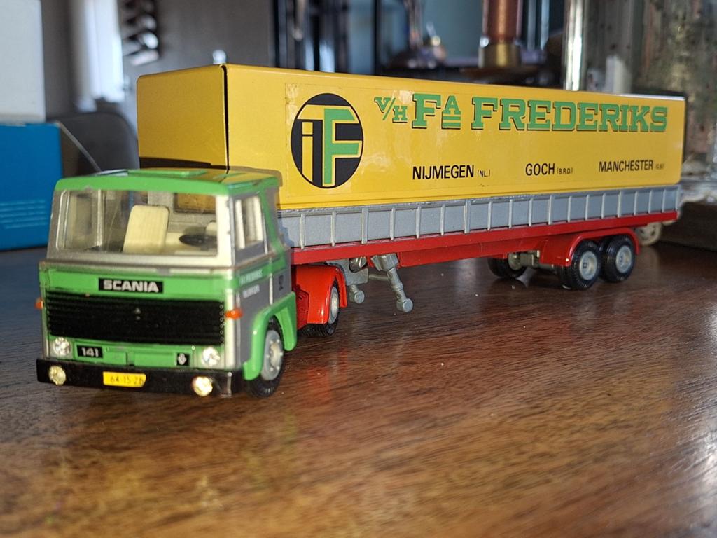 Tekno Scania V8 FA Frederiks vrachtwagen 1:50, Ophalen of Verzenden, Gebruikt, Bus of Vrachtwagen, Tekno