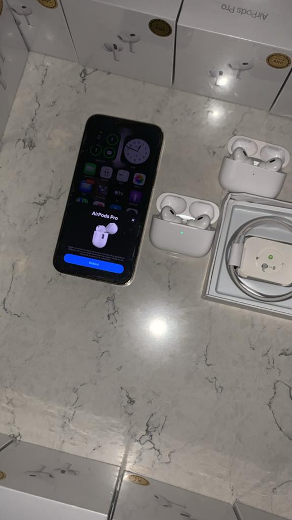 Apple AirPods Pro (2e generatie) - Nieuw in doos, Ophalen of Verzenden, Nieuw, Draadloos