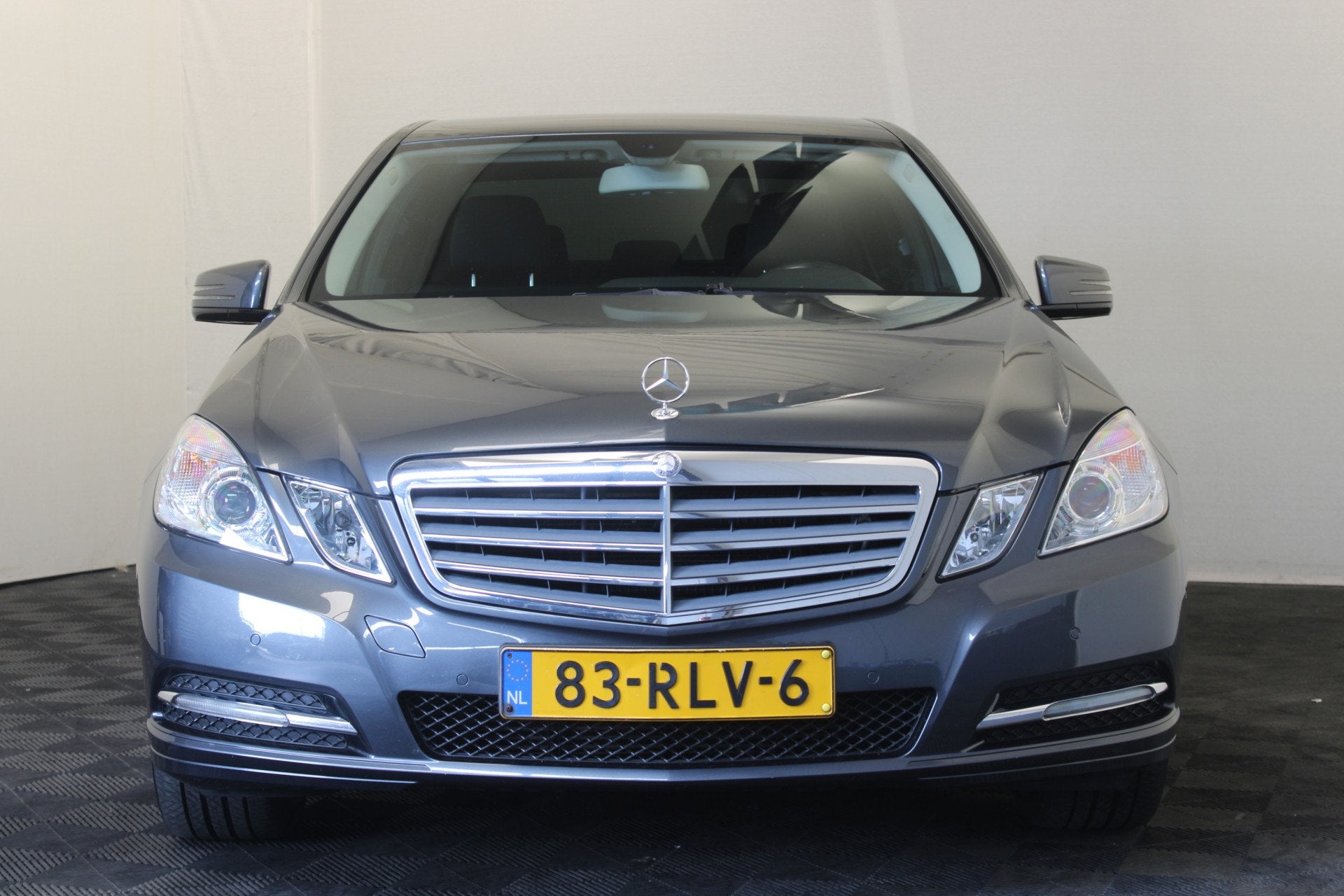 Mercedes-Benz E-Klasse 200 CGI Business Class (bj 2011), Automaat, Euro 5, Gebruikt, Zwart