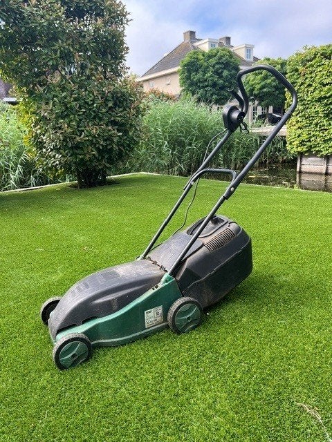 Greenway EM 3211 elektrische grasmaaier 1100W 32 cm, Ophalen, Gebruikt, Elektrische grasmaaier