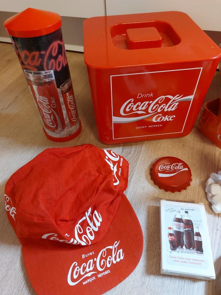 Coca cola pakket met ijsemmer, pet, asbak, etc, Ophalen of Verzenden
