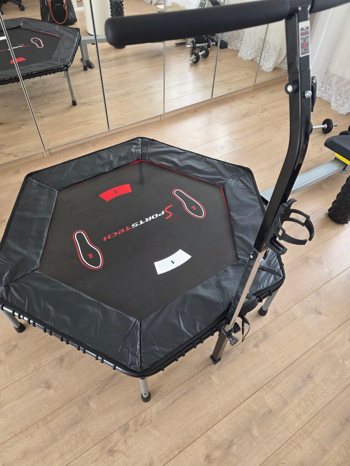 Sportstech fitness trampoline met handvat en bekerhouder, Sport en Fitness, Fitnessapparatuur, Ophalen, Buik, Overige typen, Zo goed als nieuw