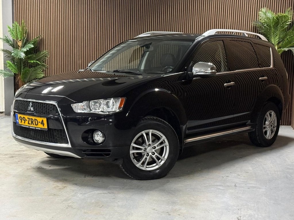 Mitsubishi Outlander 2.0 Edition One (bj 2013, automaat), Auto's, Mitsubishi, Automaat, 4 cilinders, Zwart, Bedrijf