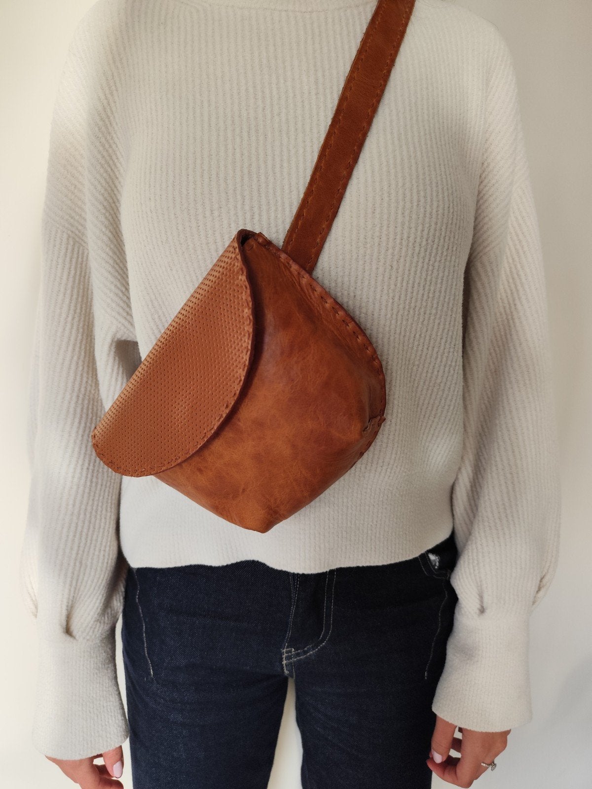 Handmade Genuine Leather Bum Bag / Crossbody Bag – Brand New, Overige merken, Bruin, Nieuw, Ophalen of Verzenden