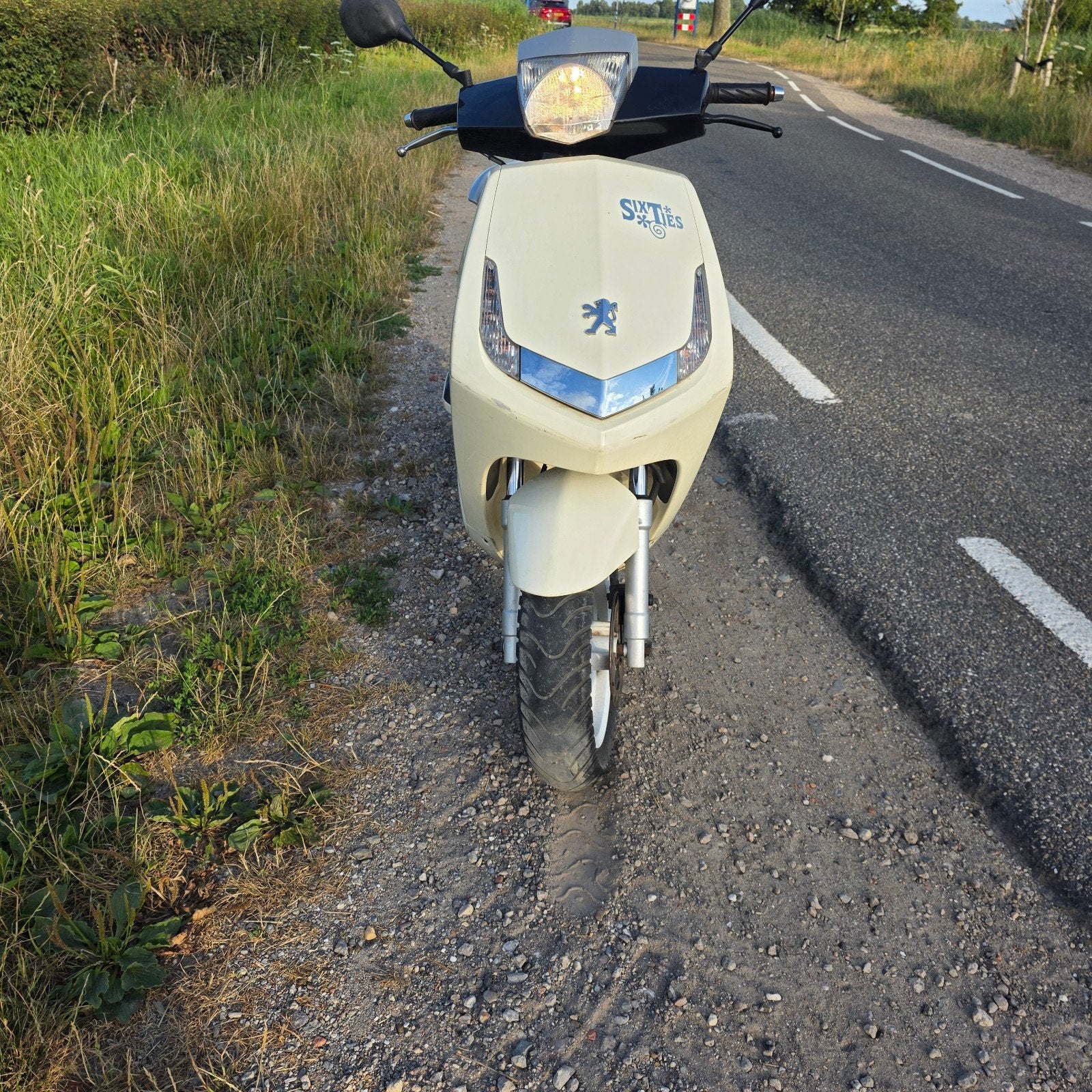 Peugeot Vivacity Sixties Scooter - Beige, Fietsen en Brommers, Brommers | Peugeot, Ophalen, Gebruikt, Overige modellen, Maximaal 45 km/u