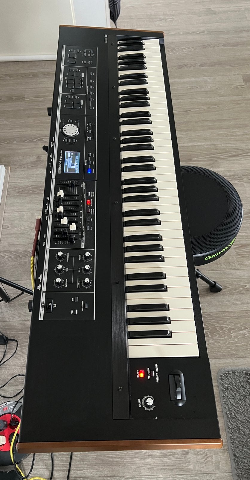 Roland VR-730 stage piano, Ophalen, Roland, Zo goed als nieuw, Aanslaggevoelig