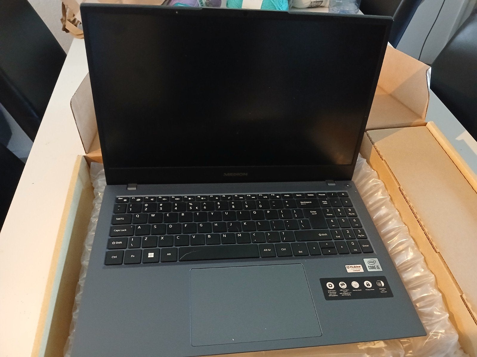 Medion Laptop 16 inch Intel i5 265GB SSD Nieuw in doos, Computers en Software, Windows Laptops, Medion, Ophalen of Verzenden, Zo goed als nieuw