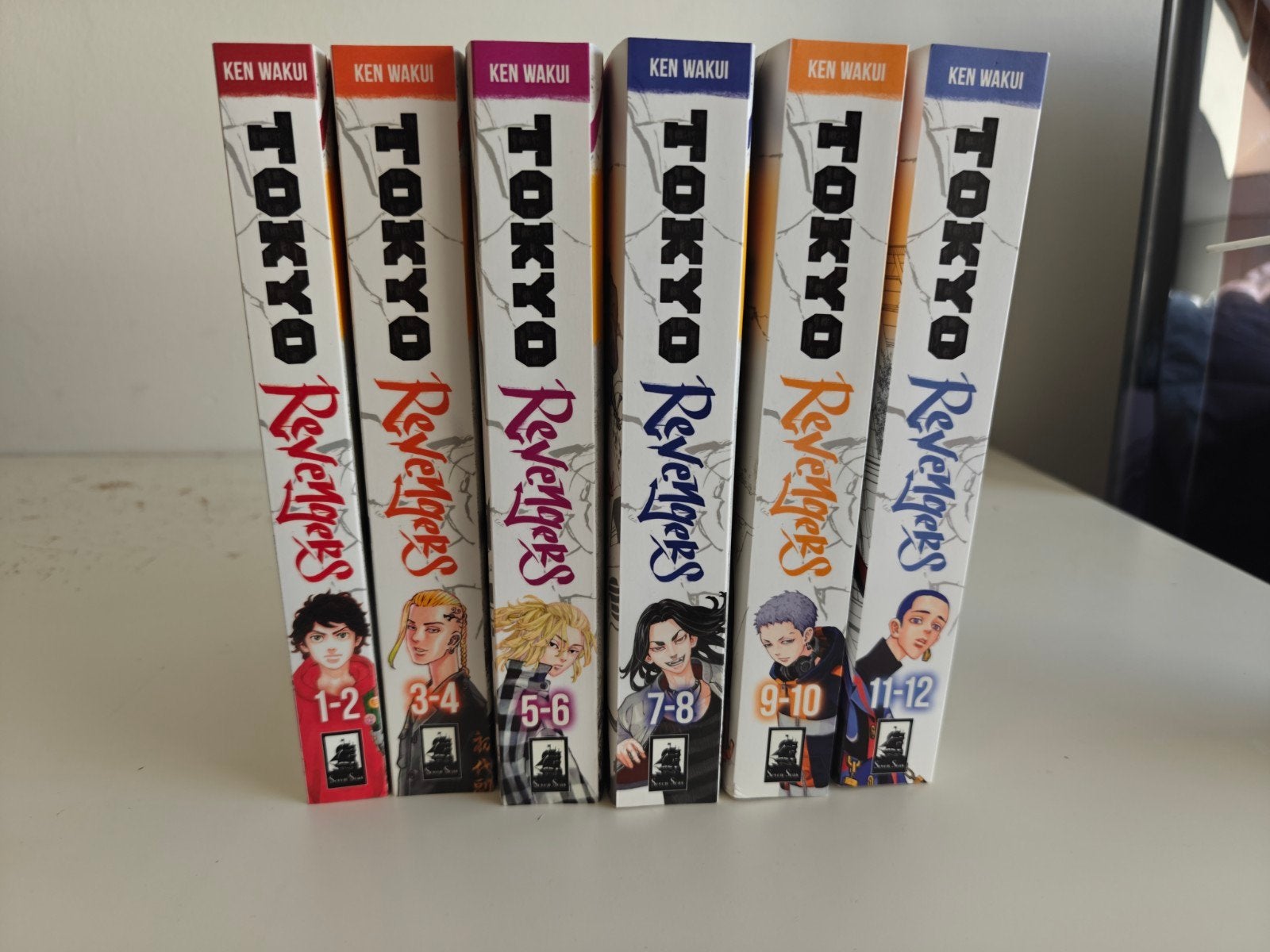 Tokyo Revengers omnibus manga volumes 1-6, Meerdere comics, Ophalen of Verzenden, Zo goed als nieuw, Japan (Manga)