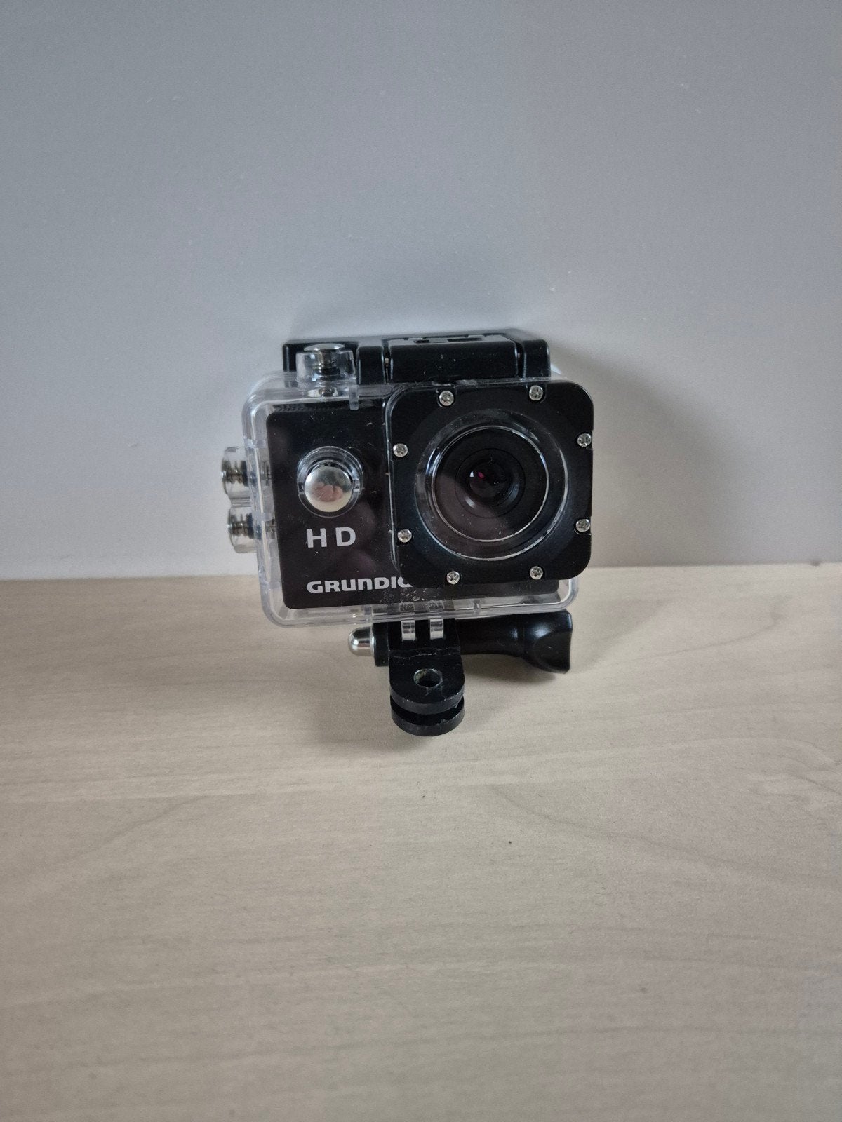 Grundig HD Action Camera met accessoires, Ophalen, Zo goed als nieuw, Overige merken