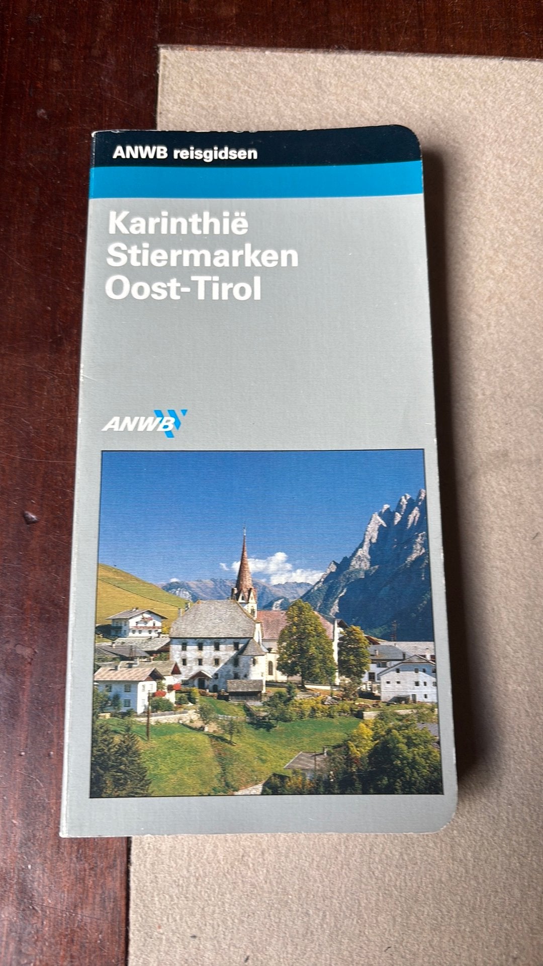 Karinthië-Stiermarken - Oost- Tirol, Boeken, Gelezen, Europa, Ophalen of Verzenden, Reisgids of -boek
