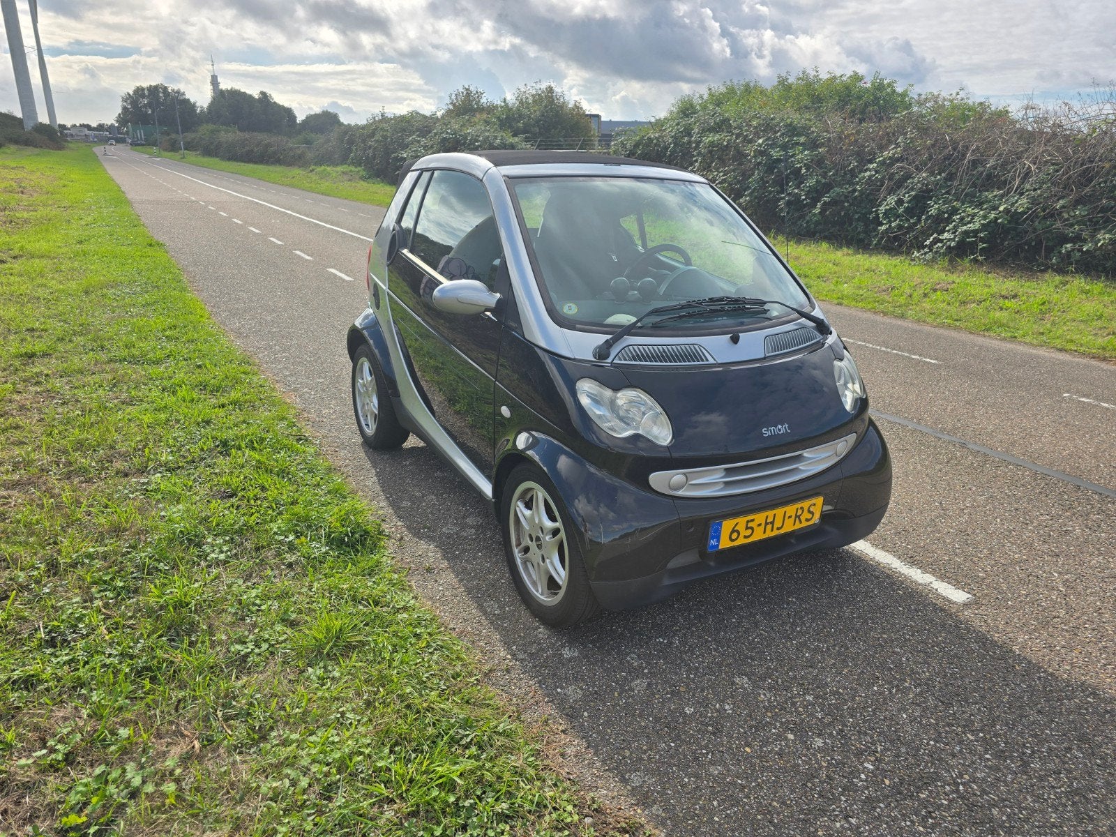 Smart Cabrio, Auto's, Automaat, Achterwielaandrijving, 54 pk, 18 €/maand