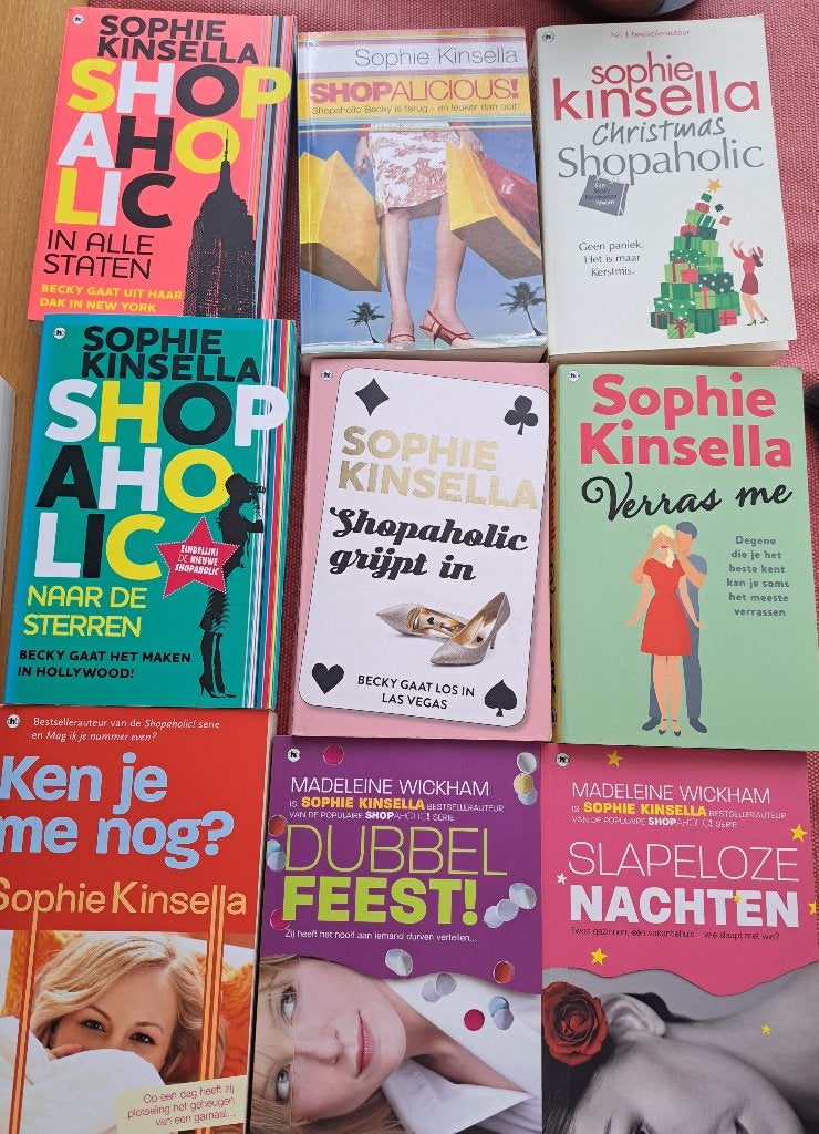 Sophie Kinsella/Madeleine Wickham 9x, Ophalen of Verzenden, Zo goed als nieuw, Sophie Kinsella