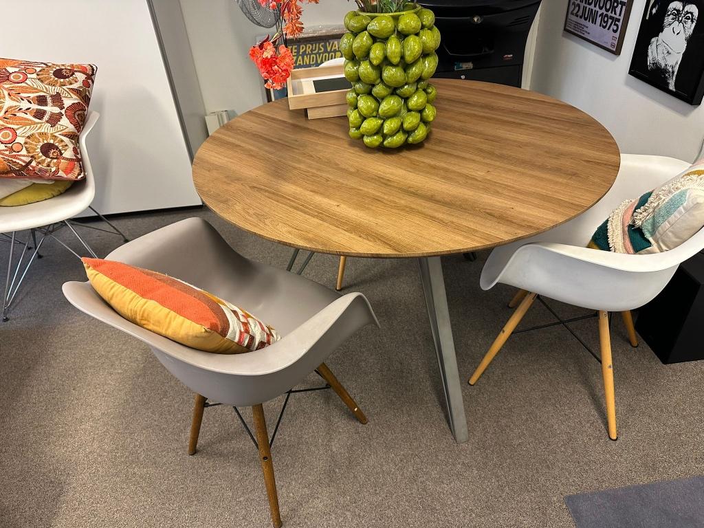 Eettafel met 3 stoelen, Ophalen, Gebruikt, Rond, Vier personen