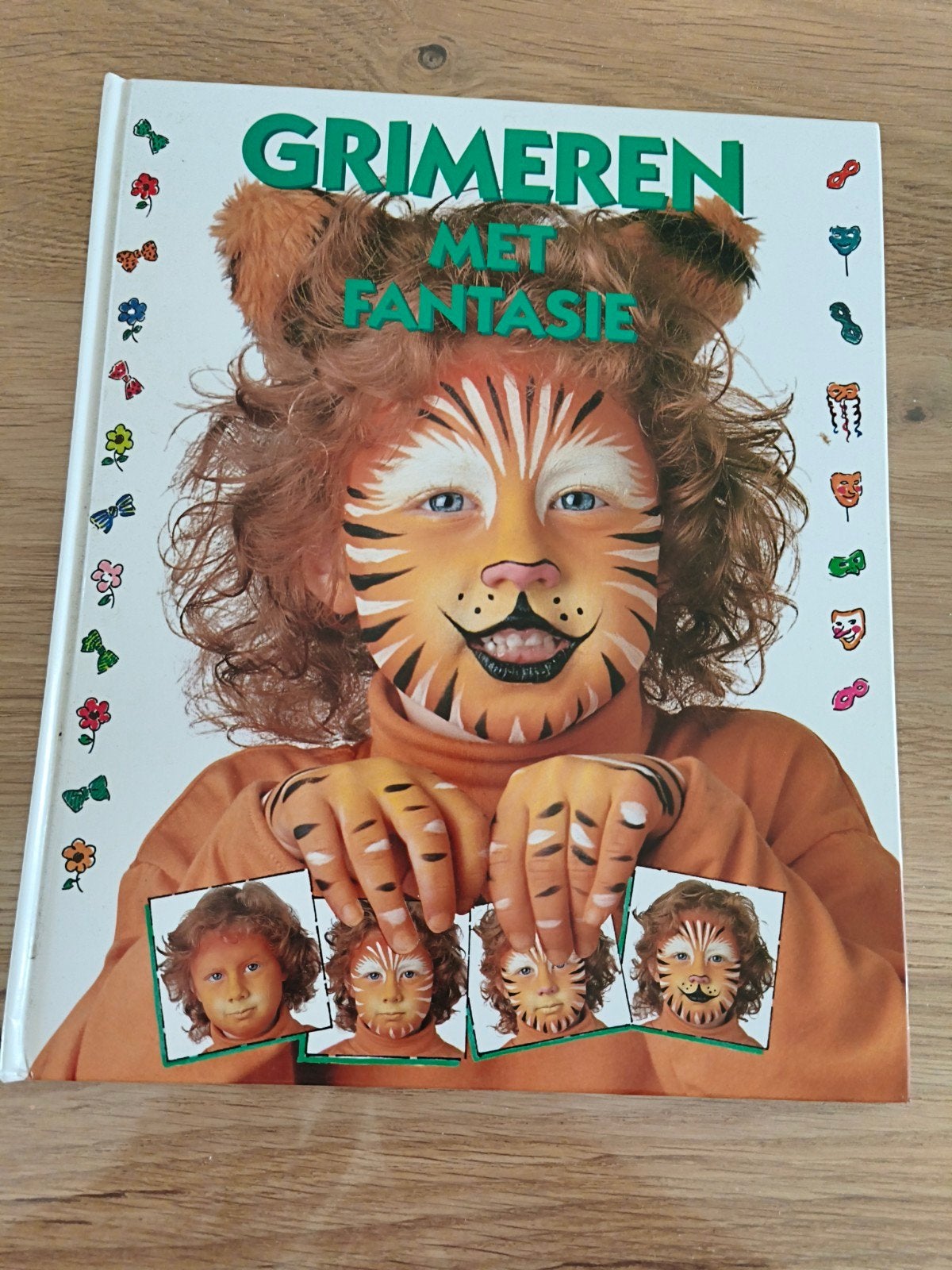 Grimeren met Fantasie - Boek voor schmink ideeën, Ophalen of Verzenden, Zo goed als nieuw, Overige onderwerpen, Geschikt voor kinderen