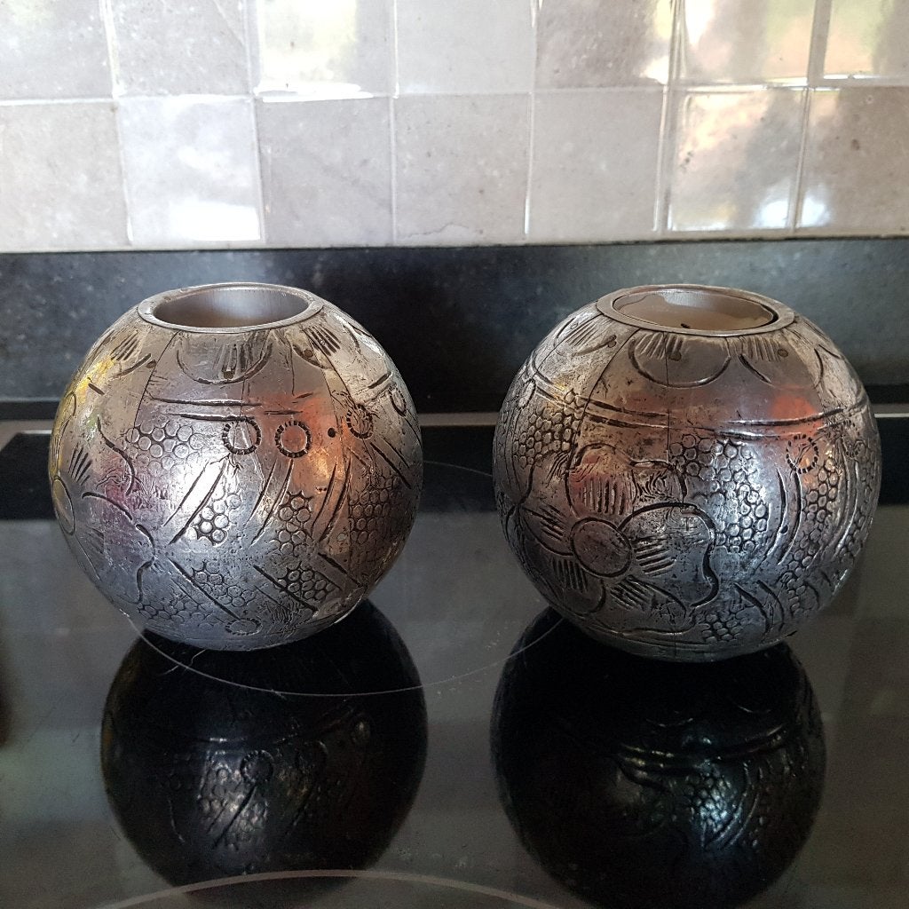 2 bolvormige kaarsenhouders, Ophalen of Verzenden, Zo goed als nieuw, Overige materialen, Minder dan 25 cm