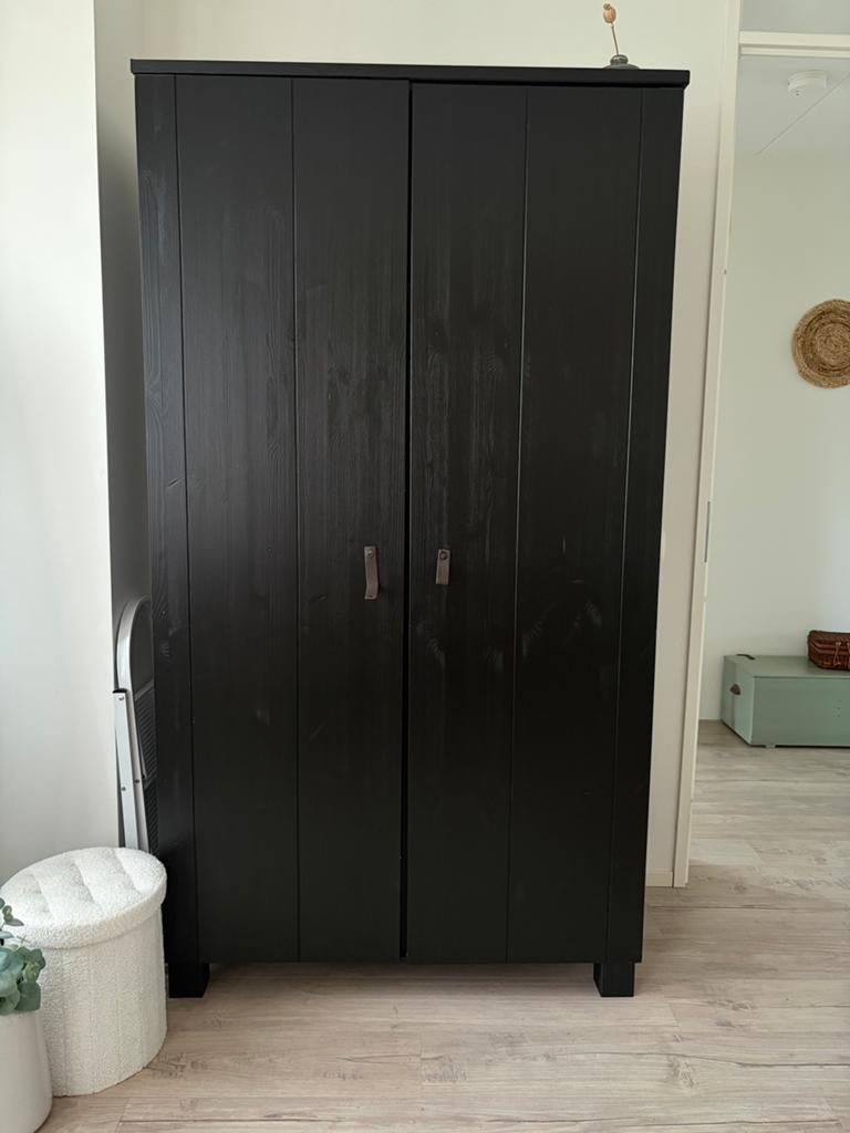 Zwarte kledingkast in goede staat met flexibele indeling, Ophalen, Gebruikt, 100 tot 150 cm, 200 cm of meer