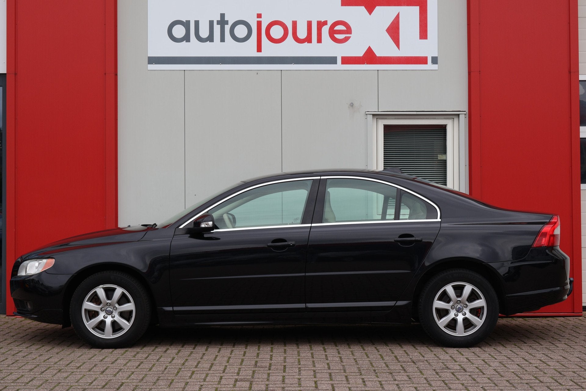 Volvo S80 2.0 T Limited Edition (bj 2010, automaat), Auto's, Euro 5, Beige, 4 cilinders, Zwart