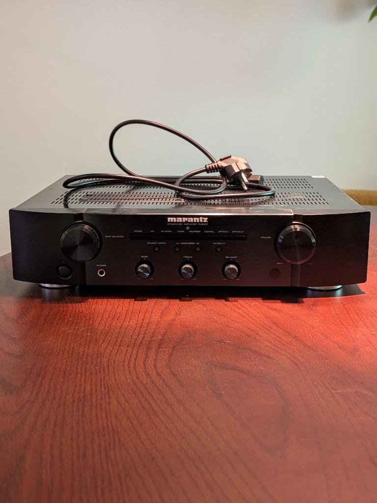 Marantz PM6007 versterker zwart, Zo goed als nieuw, 60 tot 120 watt, Stereo, Ophalen