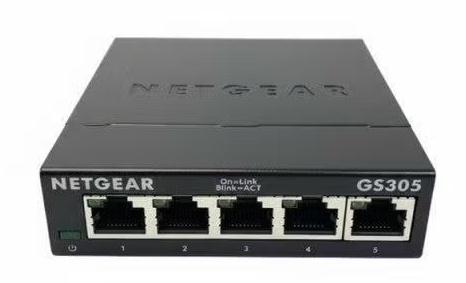 Netgear GS305-300PES unmanaged netwerk switch, Ophalen of Verzenden, Zo goed als nieuw