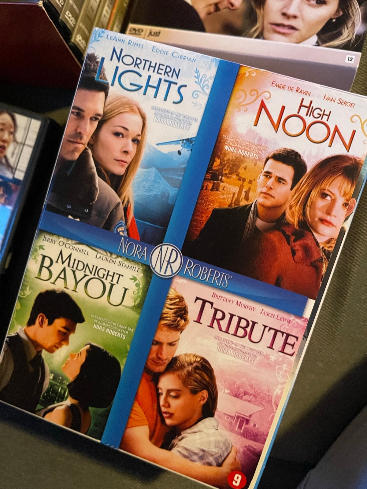 Nora Roberts Boxset: Northern Lights, High Noon, Midnight Ba, Cd's en Dvd's, Vanaf 12 jaar, Ophalen of Verzenden, Gebruikt
