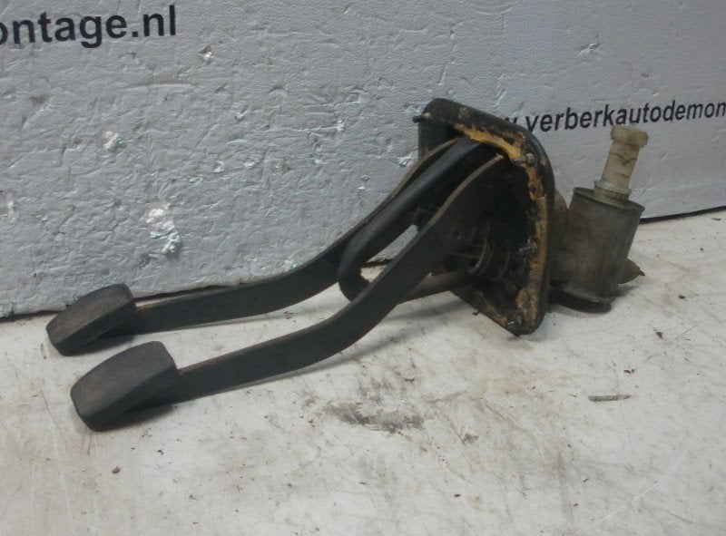 Pedalenset Sunbeam Rapier Fastback 1725cc (1970-01/..), Auto-onderdelen, Autosloperij Verberk v.o.f., Gebruikt, Info@VerberkAutodemontage.nl