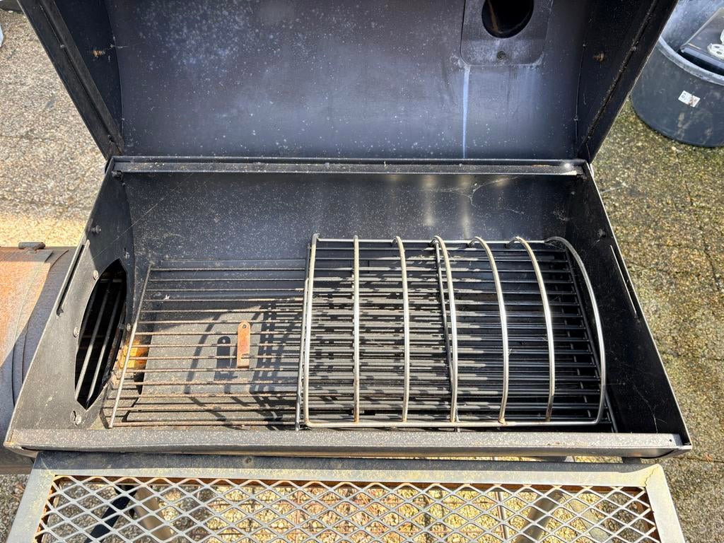 Houtskoolbarbecue, Tuin en Terras, Houtskoolbarbecues, Ophalen, Gebruikt, Met accessoires