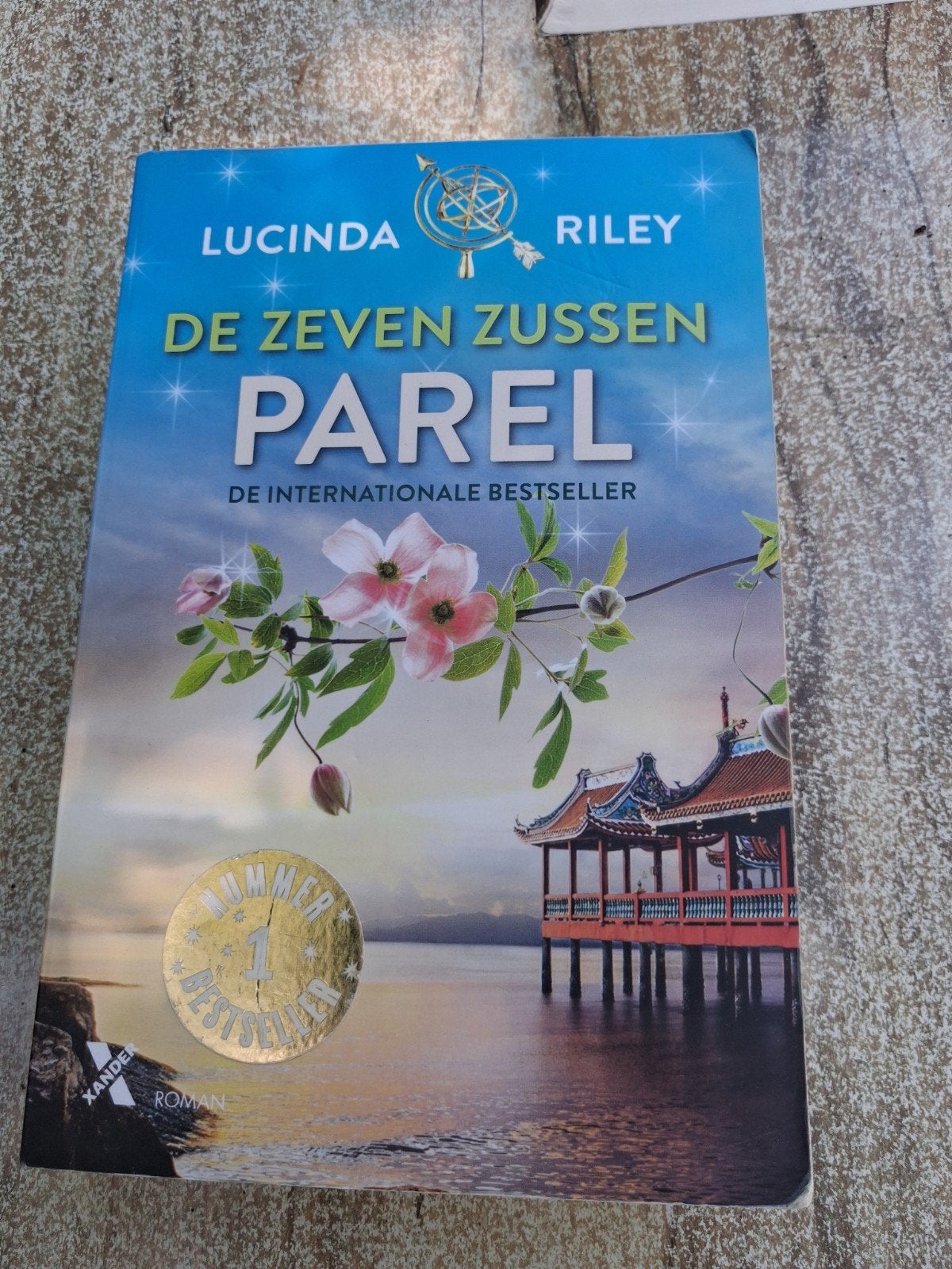 De Zeven Zussen - Parel (Deel 4) - Lucinda Riley, Ophalen of Verzenden, Gelezen, Lucinda Riley, Nederland