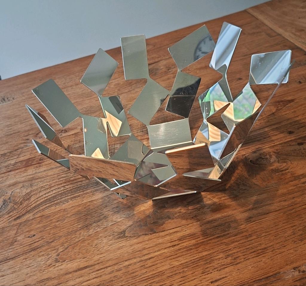 Alessi ‘La Stanza dello Scirocco’ fruitschaal - 27cm, Ophalen of Verzenden, Gebruikt, Rond, Overige materialen