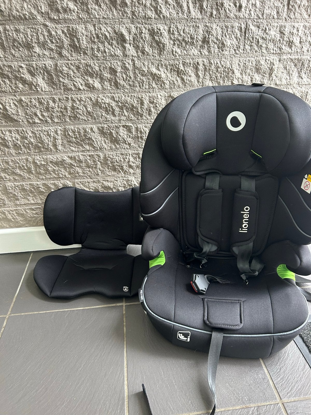 Lionelo Billy i-Size autostoel - Zwart, Kinderen en Baby's, Autostoeltjes, Zijbescherming, Zo goed als nieuw, 9 t/m 36 kg, Isofix