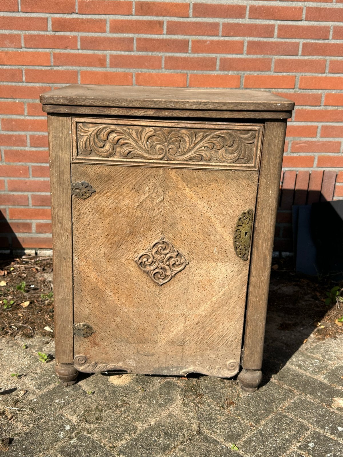 Antieke Naaimachine Kast - Decoratief Houtsnijwerk, Ophalen