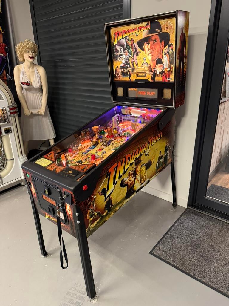 Prachtige flipperkast Stern Indiana Jones Pinball, Verzamelen, Automaten | Flipperkasten, Ophalen, Stern, Zo goed als nieuw, Dot-matrix