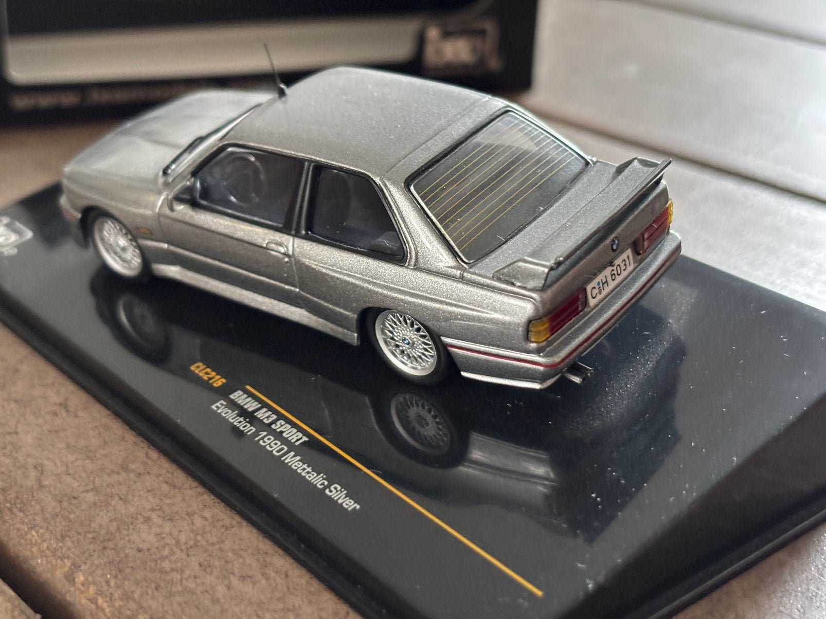 BMW M3 Sport Evolution 1990 1/43, Ophalen of Verzenden, Zo goed als nieuw, Overige merken