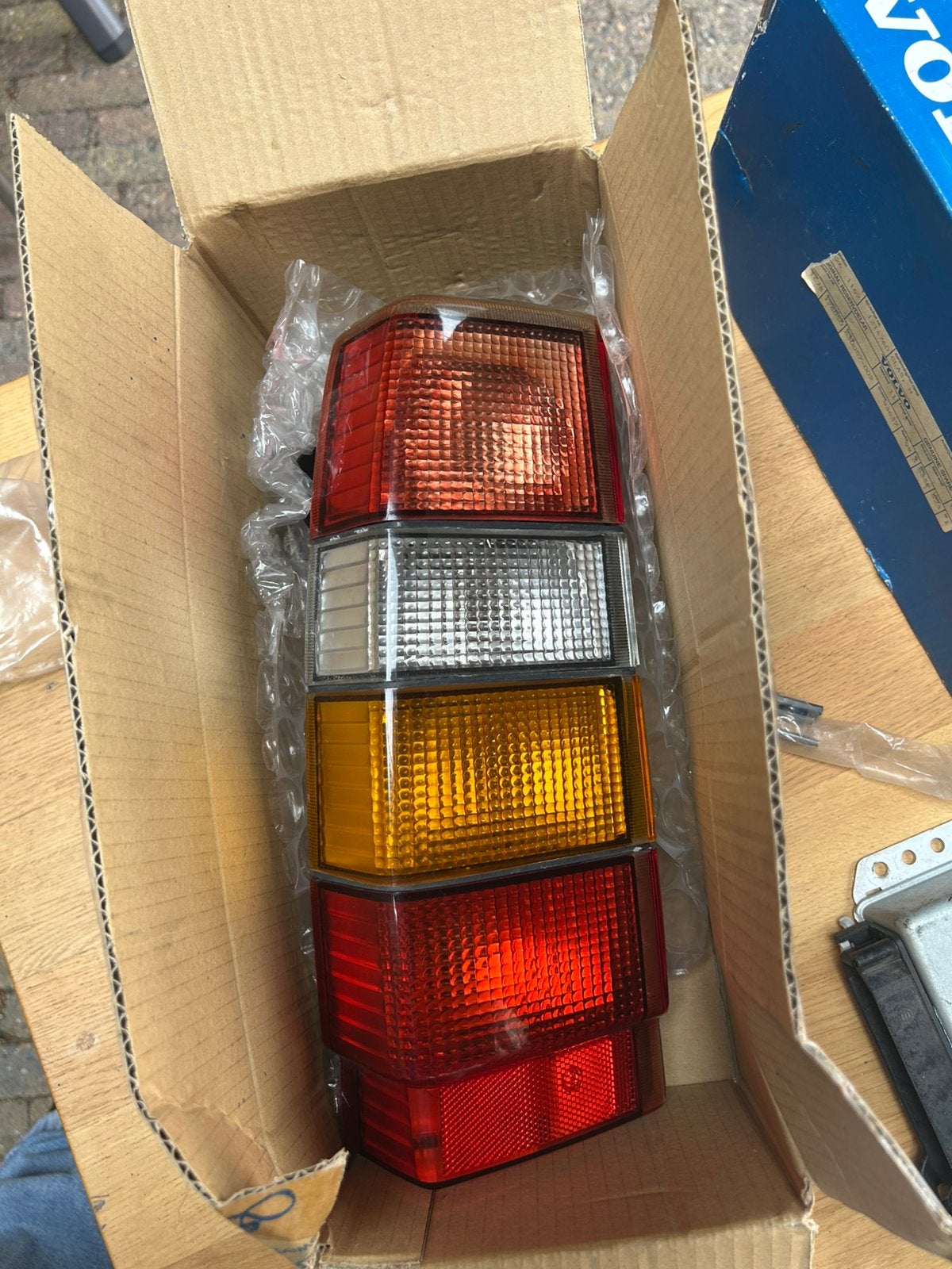 LA lichtunit Volvo 740 940 745 945 960 965, Auto-onderdelen, Voor, Nieuw, Ophalen of Verzenden, Volvo