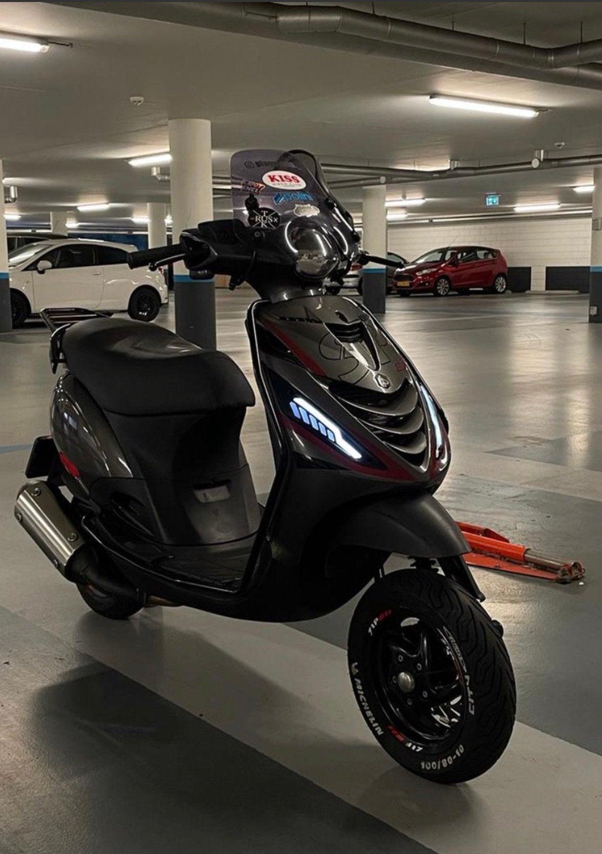 ️gezocht️ scooter gezocht, Fietsen en Brommers, Scooters | Piaggio, Ophalen, Zo goed als nieuw, Benzine, Overige modellen