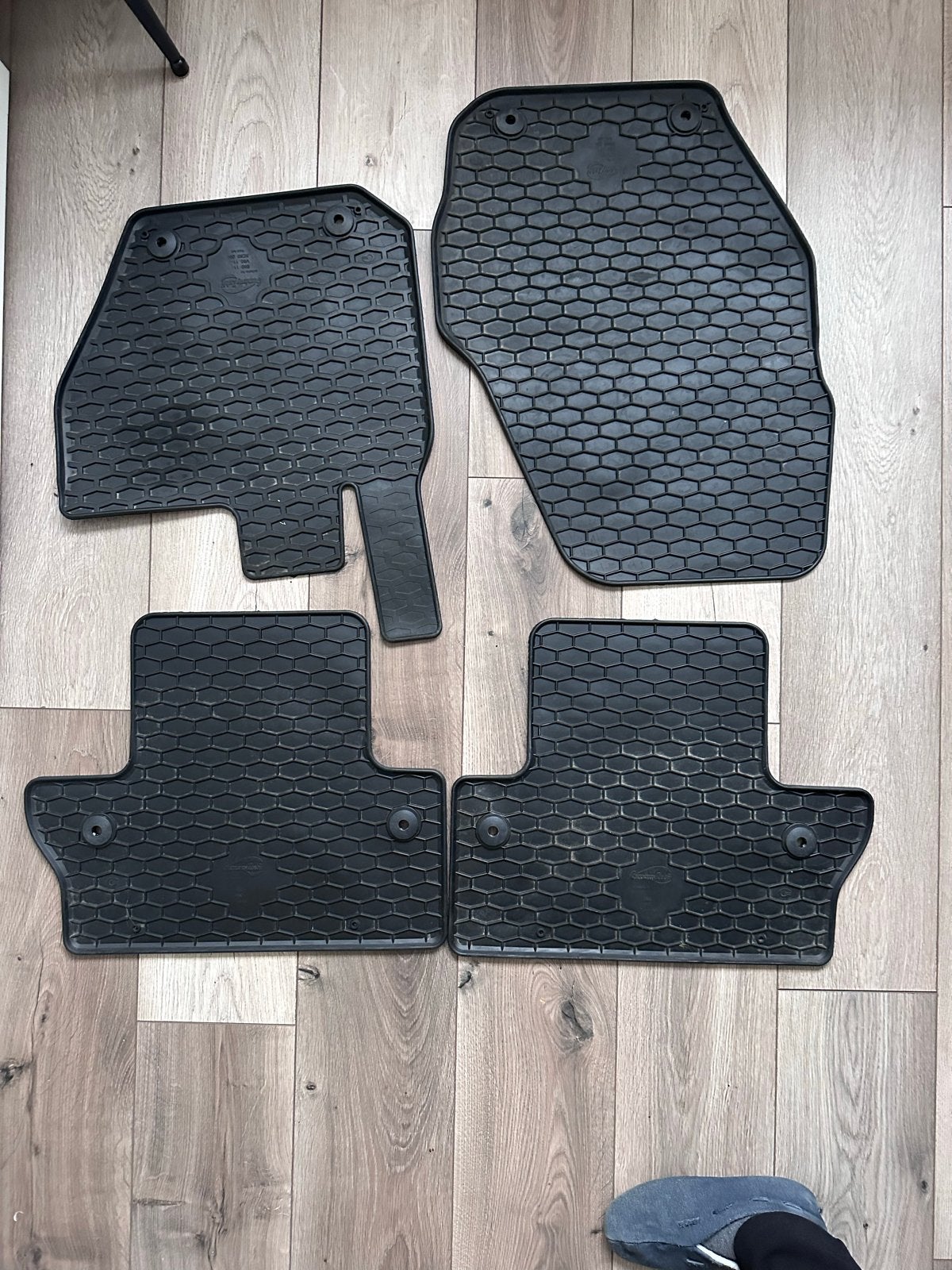 Rubberen automatten Volvo V60 2015, Ophalen, Gebruikt