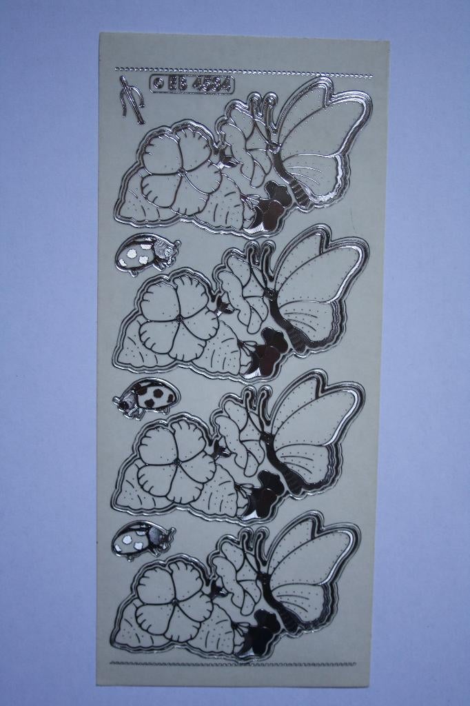 10 st. Vlinders zilverkleur borduurstickers creme 8463, Hobby en Vrije tijd, Kaarten | Zelf maken, Ophalen of Verzenden, Nieuw